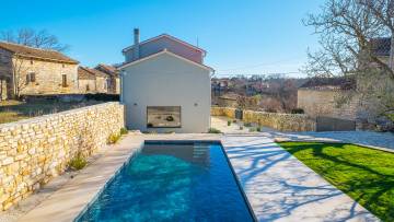 Beautiful stone house with pool Svetvinčenat