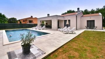 House with pool for sale Labin